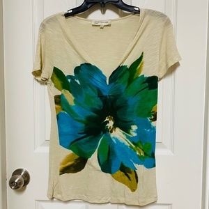 Women's Short Sleeve V-Neck Top by Jones New York Sport Size Small